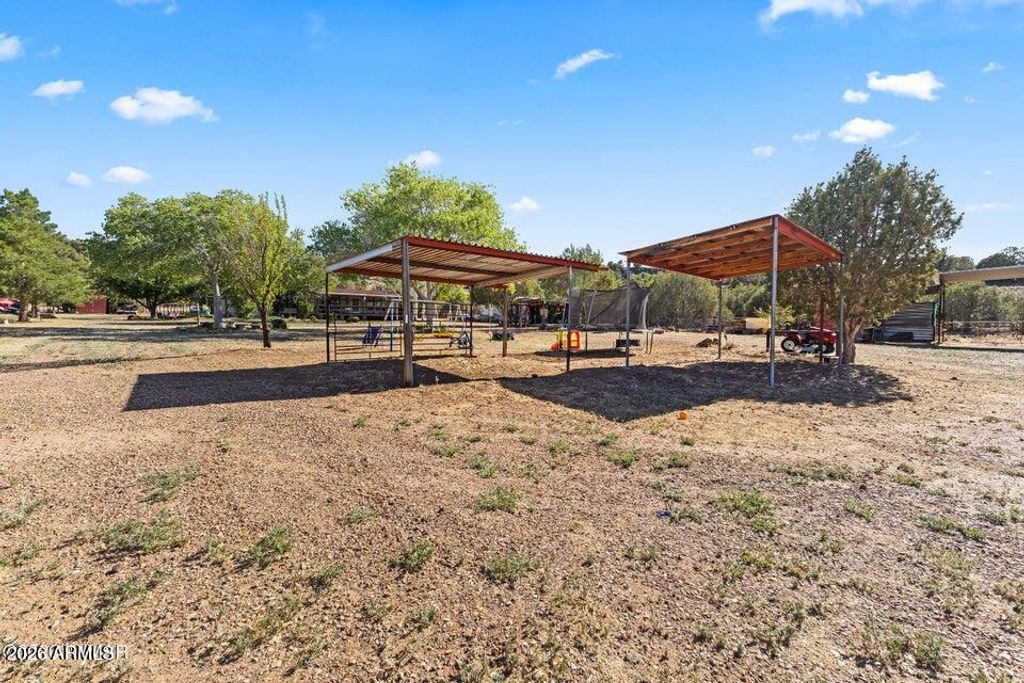 Image 36 of property listing at 480 FREEDOM Lane, Show Low, AZ 85901