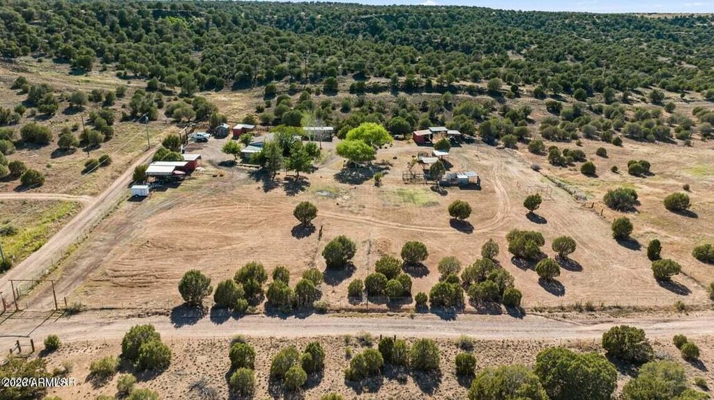 Image 44 of property listing at 480 FREEDOM Lane, Show Low, AZ 85901