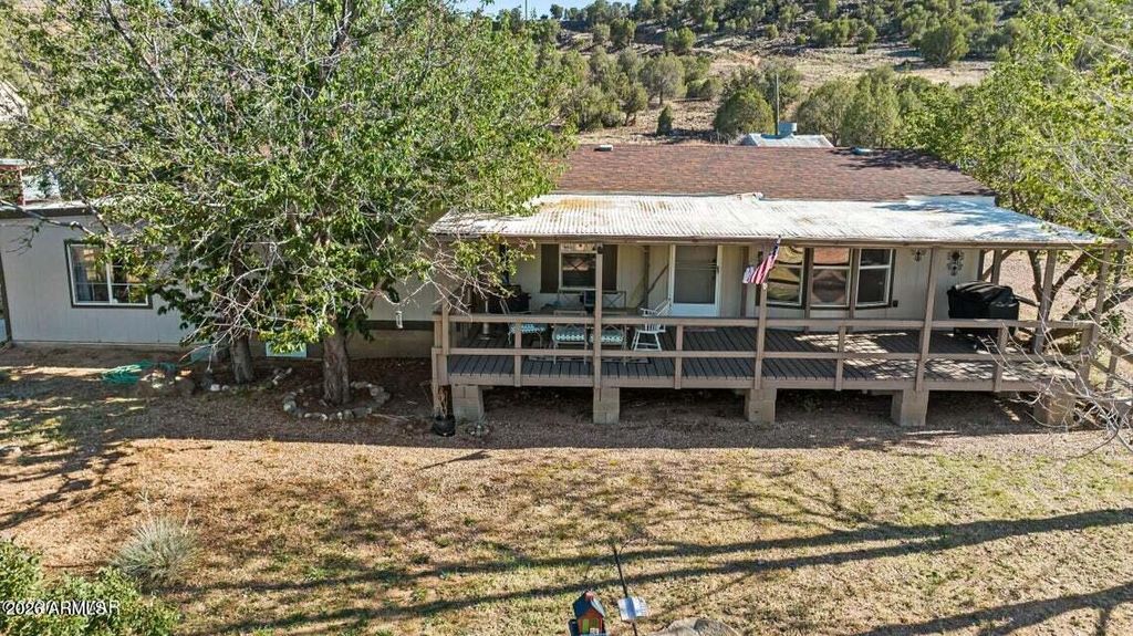 Image 51 of property listing at 480 FREEDOM Lane, Show Low, AZ 85901