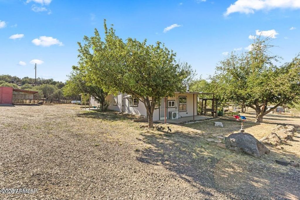 Image 7 of property listing at 480 FREEDOM Lane, Show Low, AZ 85901