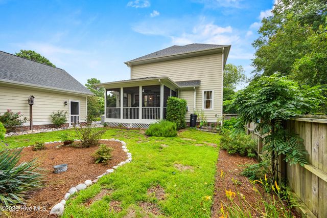 8809 New Forest Drive, Wilmington, NC 28411