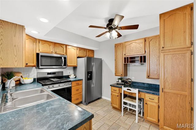 4525 Eli Drive F, St Louis, MO 63128