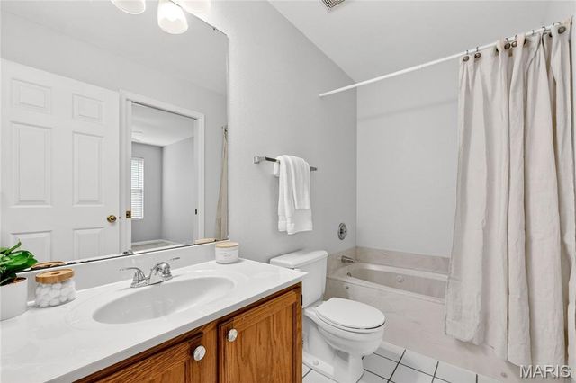 4525 Eli Drive F, St Louis, MO 63128