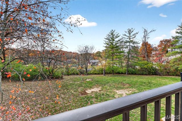 4525 Eli Drive F, St Louis, MO 63128