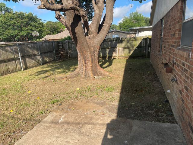 516 Erikson Trail, Irving, TX 75060