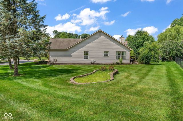 1340 Shortridge Drive, Greenwood, IN 46143