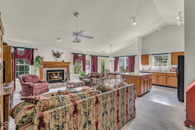 1340 Shortridge Drive, Greenwood, IN 46143