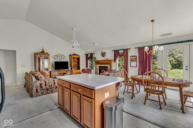 1340 Shortridge Drive, Greenwood, IN 46143