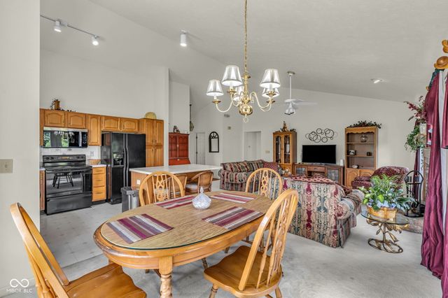 1340 Shortridge Drive, Greenwood, IN 46143