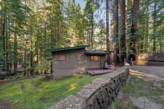 1079 Scenic Drive, Felton, CA 95018