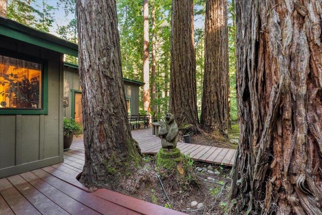 1079 Scenic Drive, Felton, CA 95018