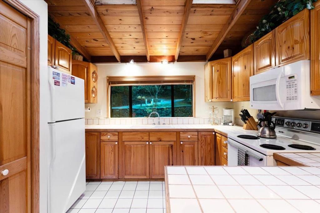 Image 16 of property listing at 1079 Scenic Drive, Felton, CA 95018