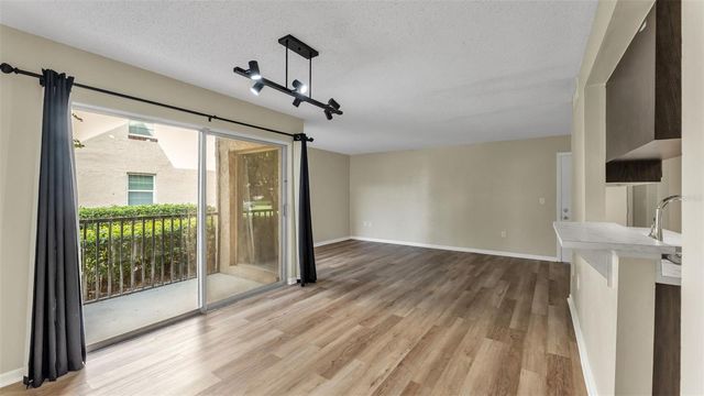 2025 SYLVESTER ROAD N101, Lakeland, FL 33803