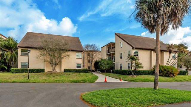 2025 SYLVESTER ROAD N101, Lakeland, FL 33803