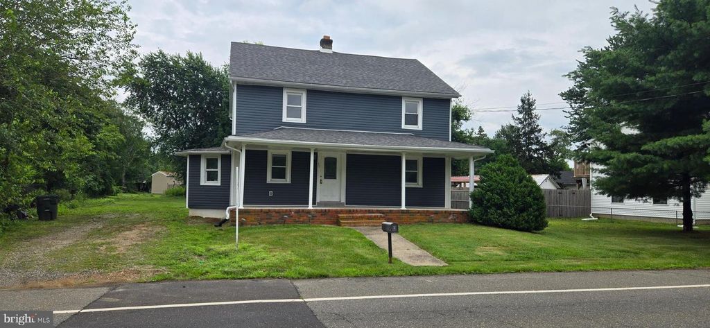 55 N MAIN ST, New Egypt, NJ 08533