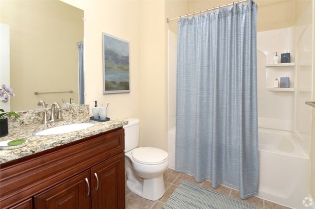75 POCASSET Street 208, Johnston, RI 02919