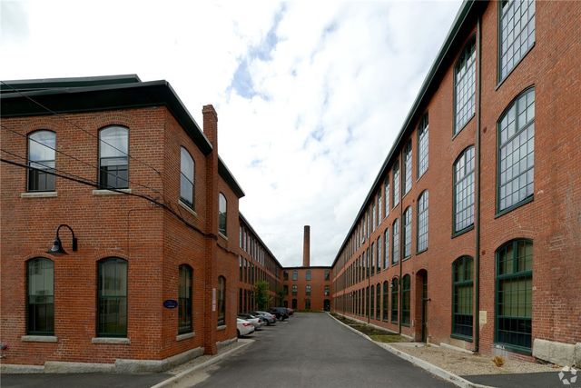 75 POCASSET Street 208, Johnston, RI 02919