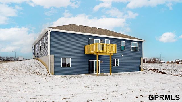 9623 N 173rd Avenue, Bennington, NE 68007