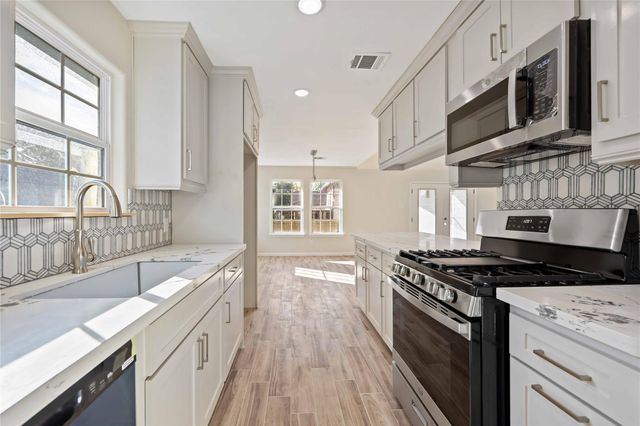 3205 Nebraska Street, Baytown, TX 77520