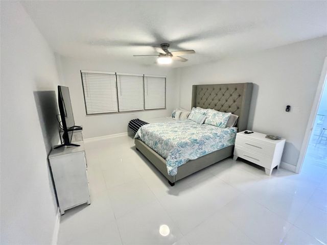 133 N Pompano Beach Boulevard Apt 105, Pompano Beach, FL 33062