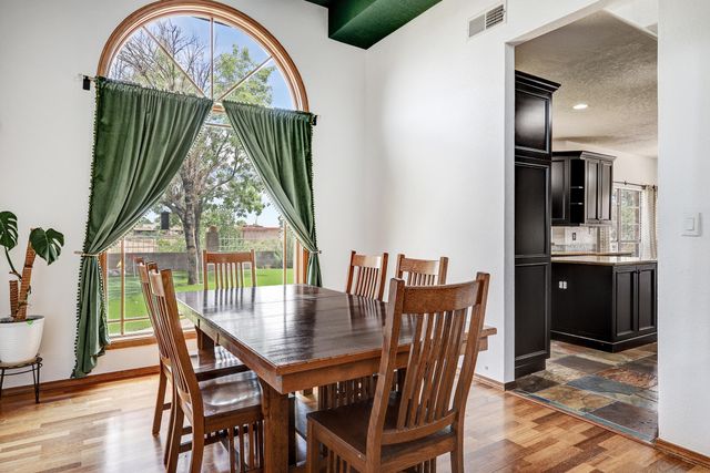 2832 W Island Loop SE, Rio Rancho, NM 87124
