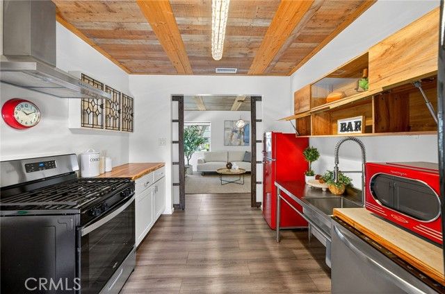 261 N Oak, Pasadena, CA 91107