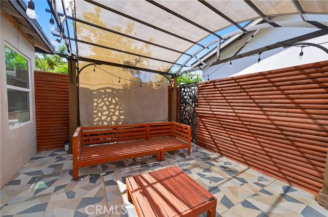 261 N Oak, Pasadena, CA 91107