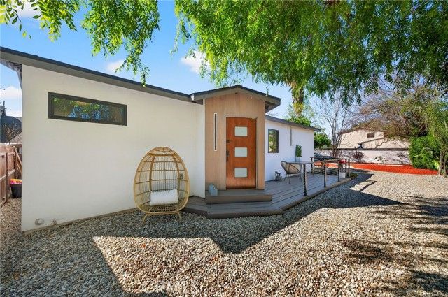 261 N Oak, Pasadena, CA 91107