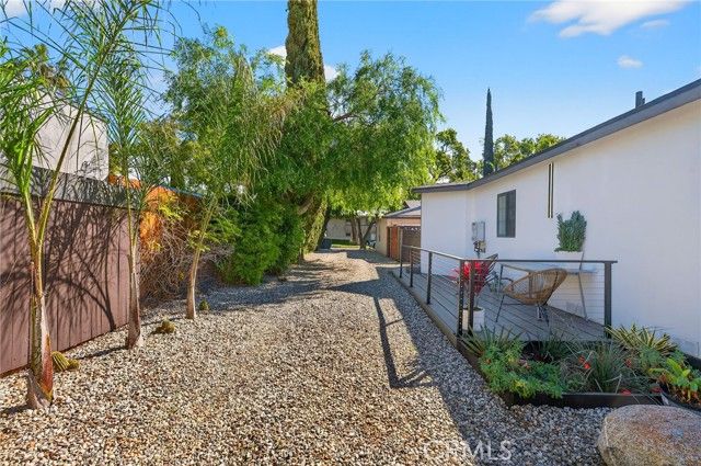 261 N Oak, Pasadena, CA 91107