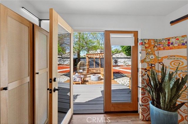 261 N Oak, Pasadena, CA 91107