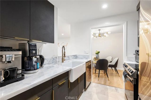 906 N Doheny Drive 318, West Hollywood, CA 90069