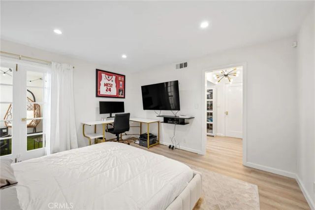 906 N Doheny Drive 318, West Hollywood, CA 90069