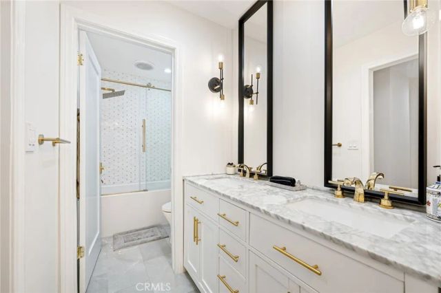 906 N Doheny Drive 318, West Hollywood, CA 90069