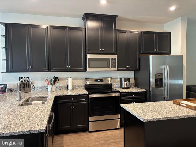 3983 SMALL ROUNDTOP RD, Hanover, MD 21076