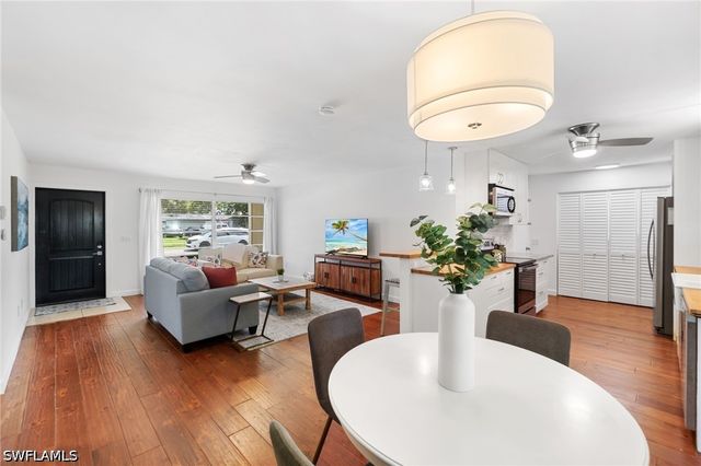 3543 Corana WAY, Naples, FL 34105