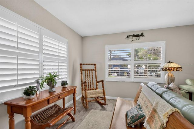 105 CENTRAL AVENUE, Crescent City, FL 32112