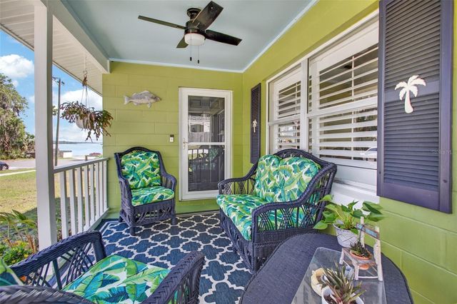 105 CENTRAL AVENUE, Crescent City, FL 32112