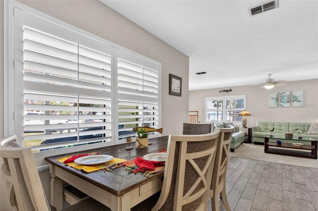 105 CENTRAL AVENUE, Crescent City, FL 32112
