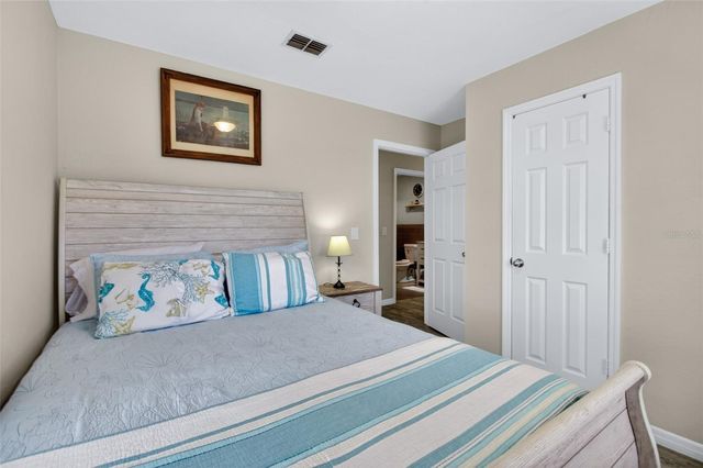 105 CENTRAL AVENUE, Crescent City, FL 32112