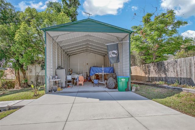 105 CENTRAL AVENUE, Crescent City, FL 32112