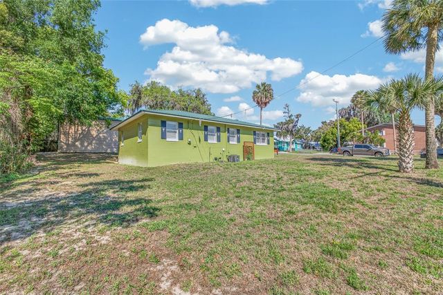 105 CENTRAL AVENUE, Crescent City, FL 32112