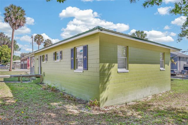 105 CENTRAL AVENUE, Crescent City, FL 32112