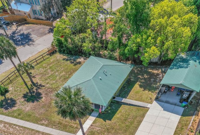 105 CENTRAL AVENUE, Crescent City, FL 32112