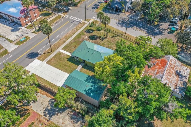 105 CENTRAL AVENUE, Crescent City, FL 32112