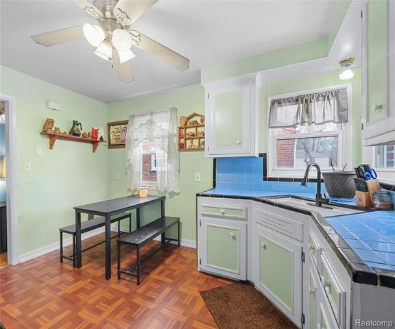 28940 Grandview Street, Inkster, MI 48141