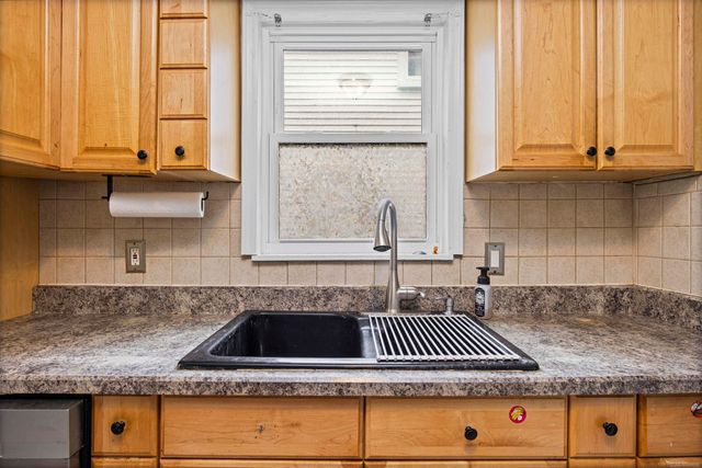 2980 Greenfield Road, Berkley, MI 48072