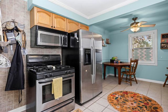 2980 Greenfield Road, Berkley, MI 48072