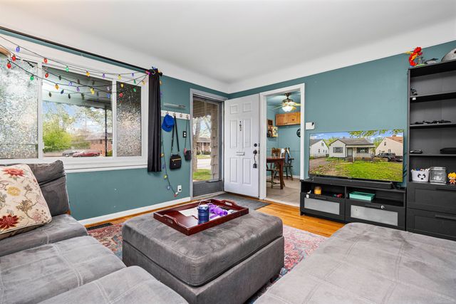 2980 Greenfield Road, Berkley, MI 48072