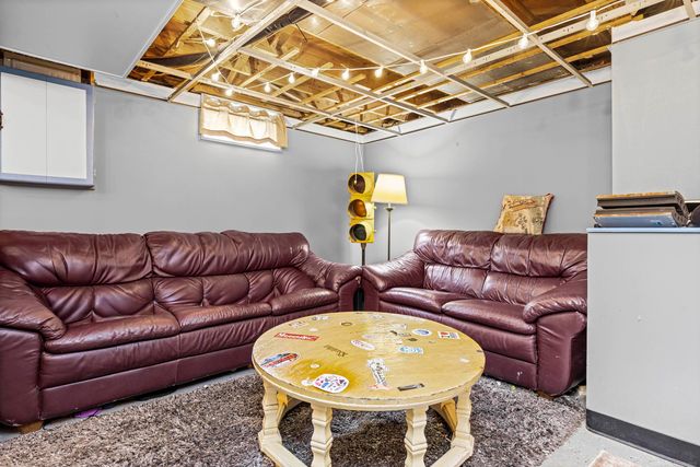2980 Greenfield Road, Berkley, MI 48072