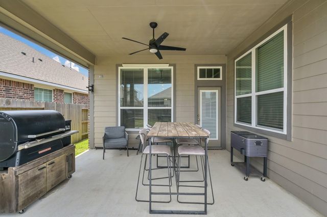 3313 Rolling View Court, Conroe, TX 77301
